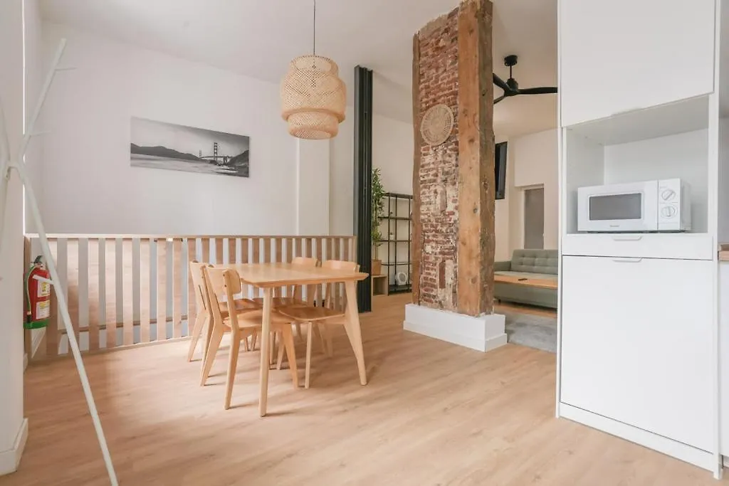 Modern Duplex-2Bedrooms 3Baths-Palacio-1
